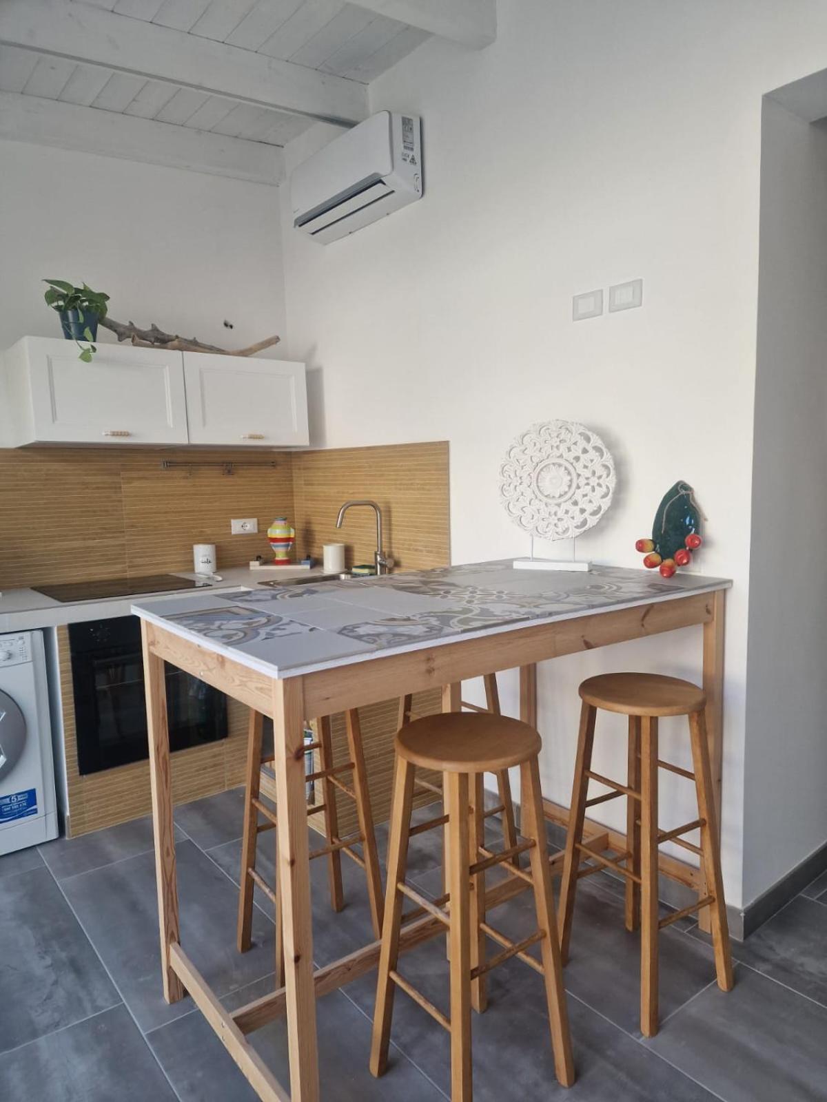 Camere A Oriente II Room And Apartments 토레 델 로소 외부 사진