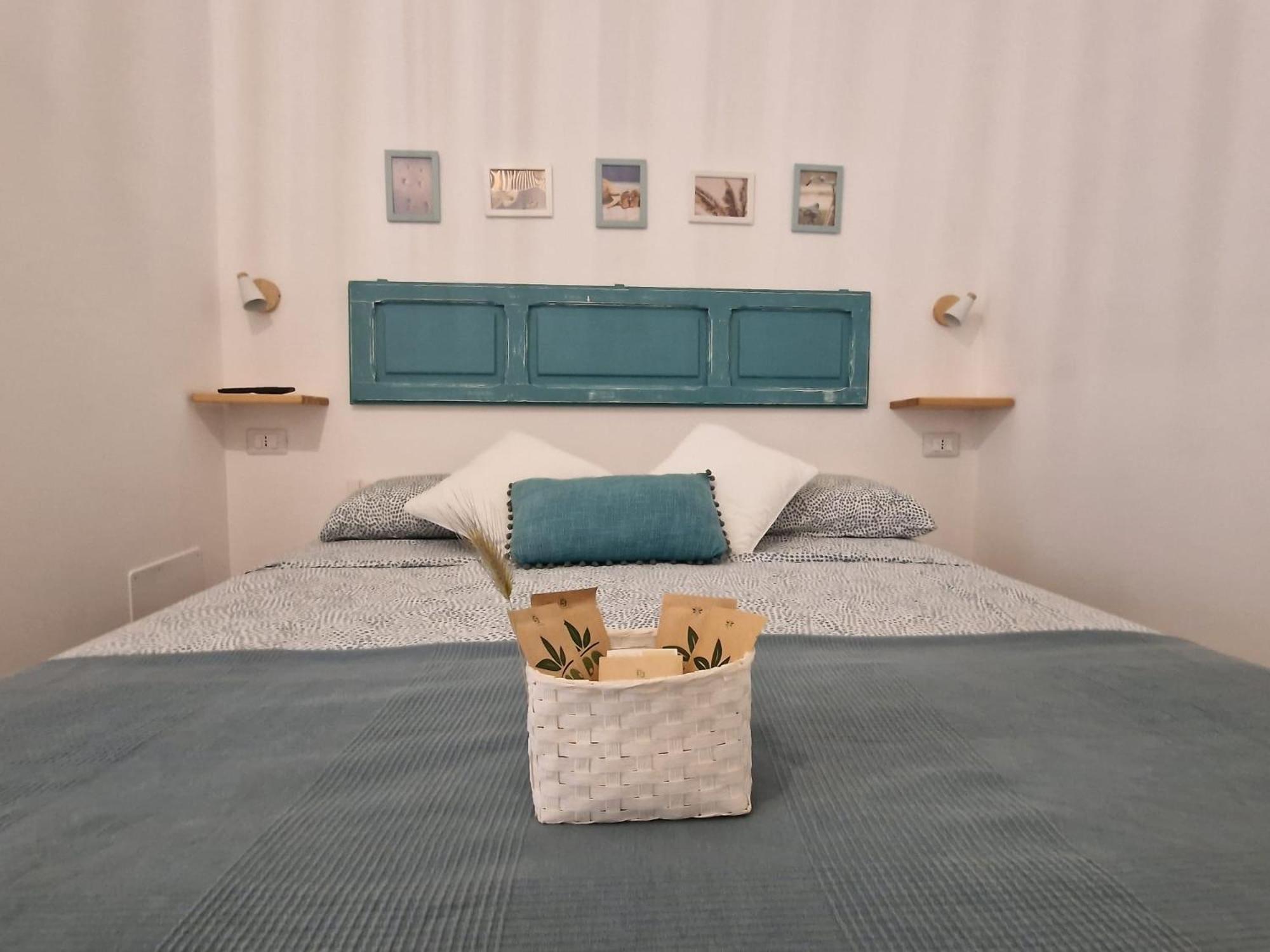 Camere A Oriente II Room And Apartments 토레 델 로소 외부 사진